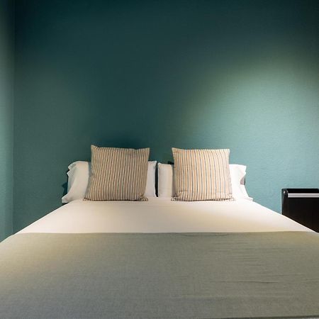 Ideal Hostel 马德里 外观 照片