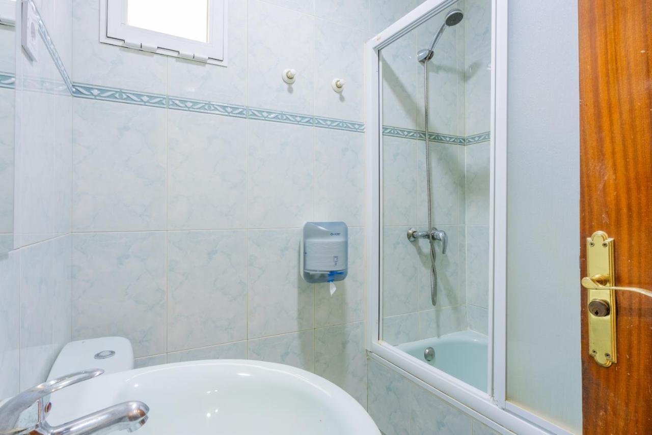 Ideal Hostel 马德里 外观 照片