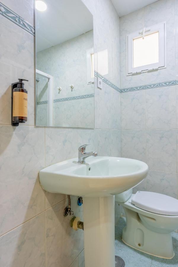 Ideal Hostel 马德里 外观 照片
