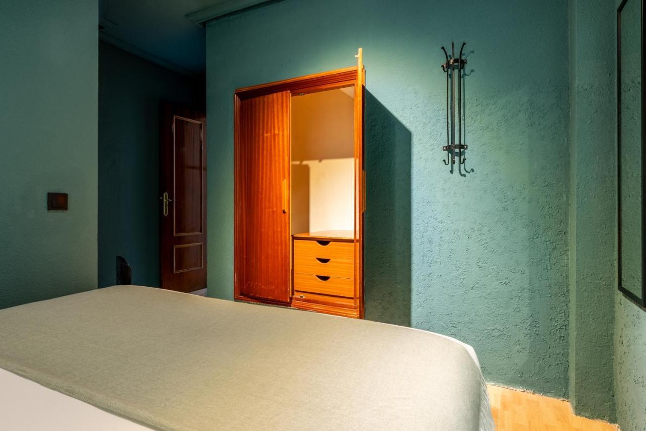 Ideal Hostel 马德里 外观 照片