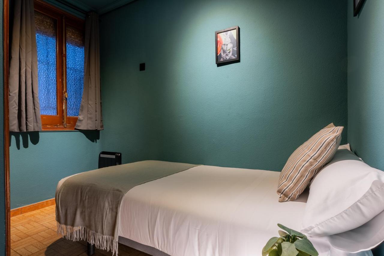 Ideal Hostel 马德里 外观 照片
