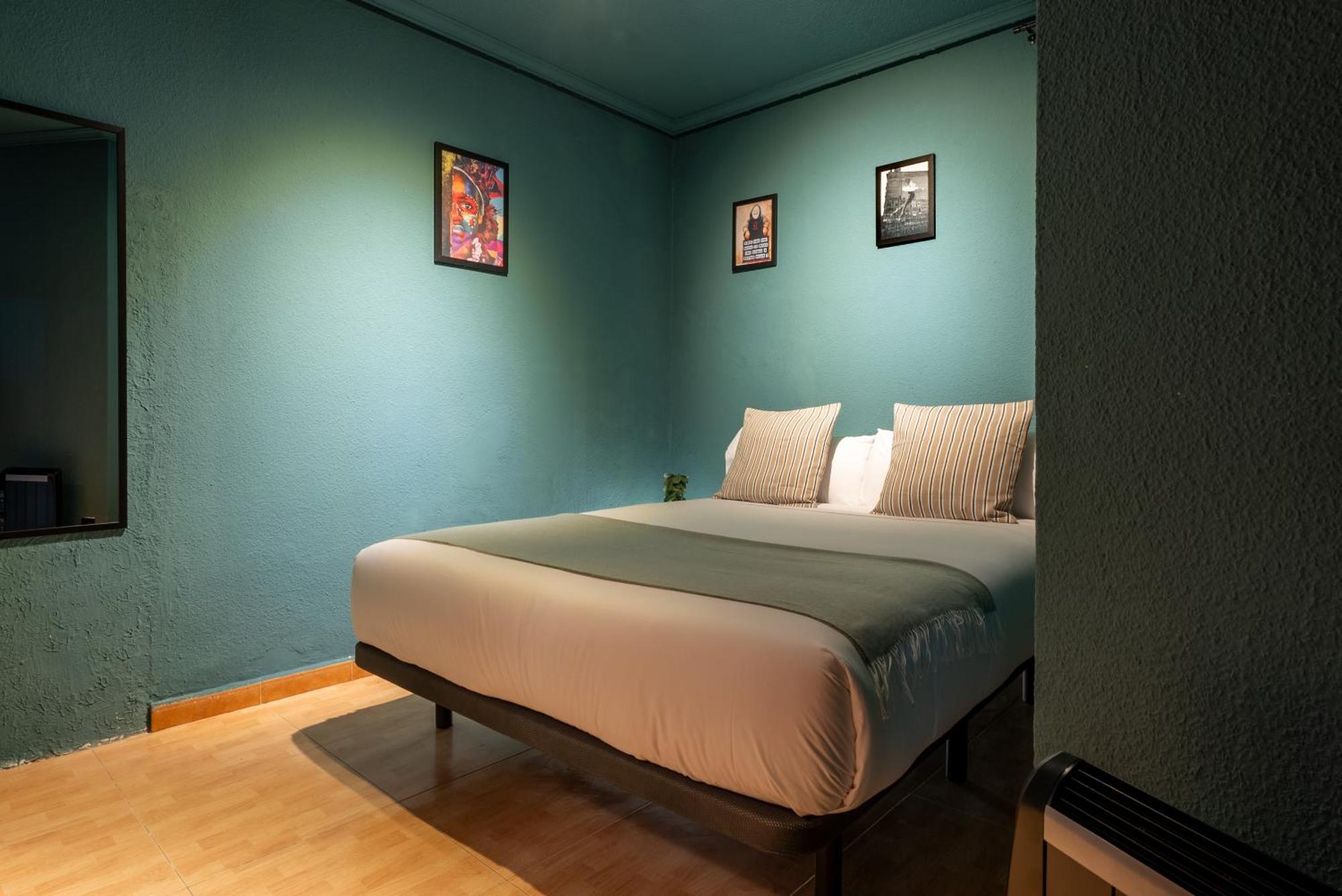 Ideal Hostel 马德里 外观 照片
